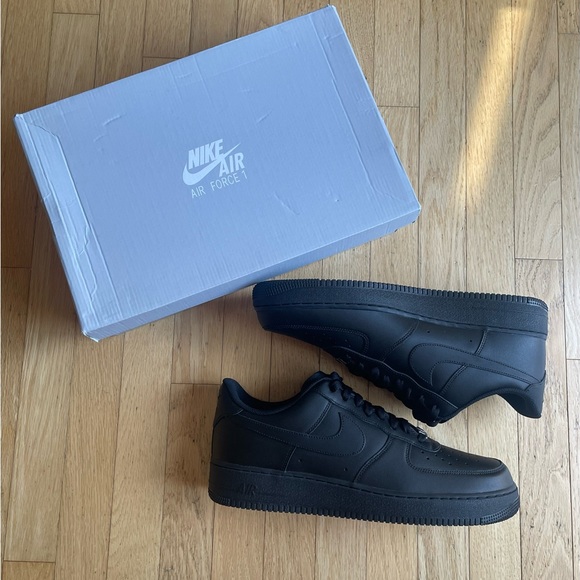 Nike Airforce 1 Black - Brand New❗️ - Picture 2 of 6